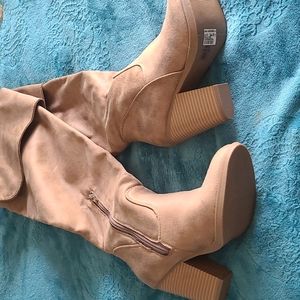 Soda Brand Heeled Tan boots